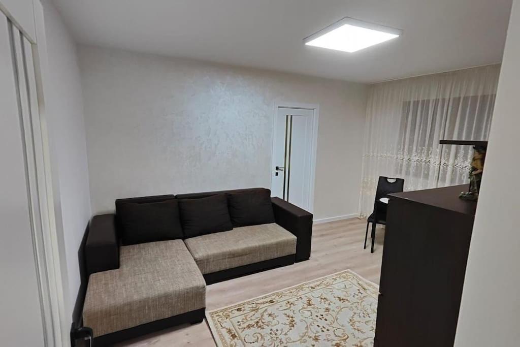 Apartament In Buzău Eksteriør bilde